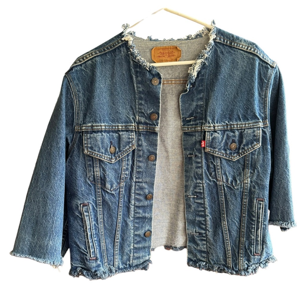Levi’s Red Tab ReDone Frayed 3/4 Sleeves Denim Trucker Jacket USA Size Large